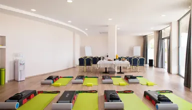 Kresten Royal Euphoria Resort