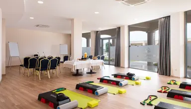 Kresten Royal Euphoria Resort