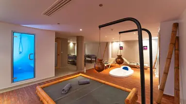 Kresten Royal Euphoria Resort