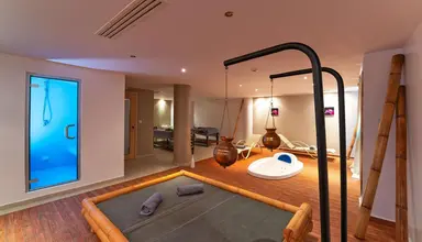 Kresten Royal Euphoria Resort