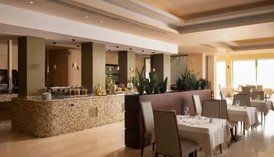 Kresten Royal Euphoria Resort