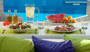 Kristalli