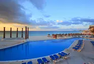 Krystal Cancun