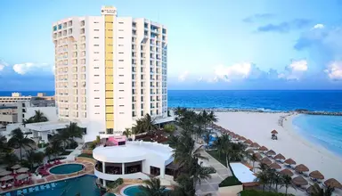 Krystal Grand Cancun