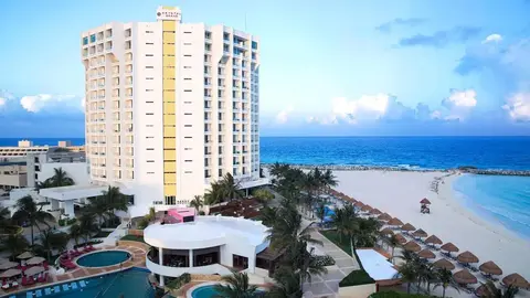 Hotel Krystal Grand Cancun