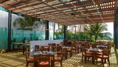 Krystal Grand Cancun