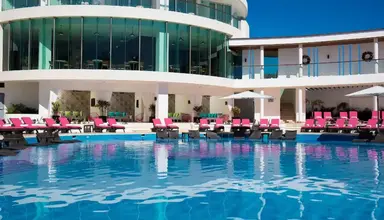 Krystal Grand Cancun