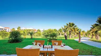 Kumul Deluxe Resort & Spa