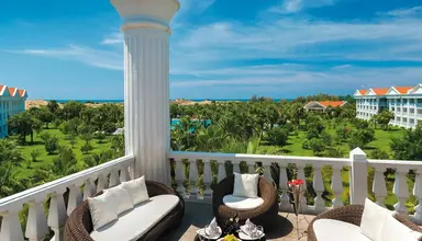 Kumul Deluxe Resort & Spa