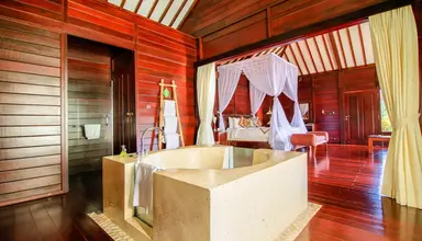 Kupu Kupu Barong Villas & Tree Spa