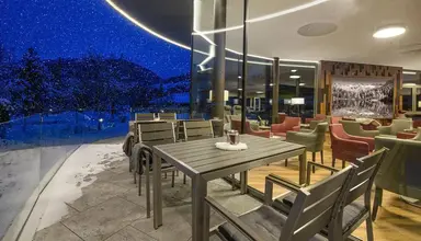 Kur & Sport Palace