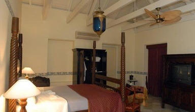 Kura Hulanda Lodge