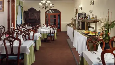 Kurhotel Smetana-Vysehrad