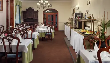 Kurhotel Smetana-Vysehrad