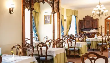 Kurhotel Smetana-Vysehrad