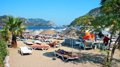 L' etoile Beach