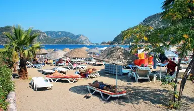 L' etoile Beach