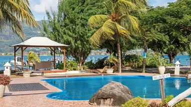 L'Habitacion Cerf Island