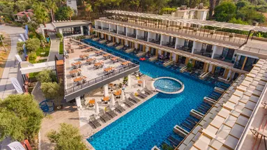 L Hotel