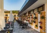 L Hotel