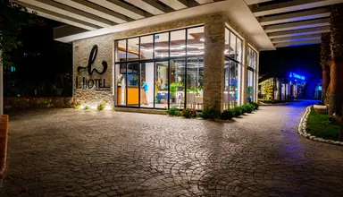 L Hotel