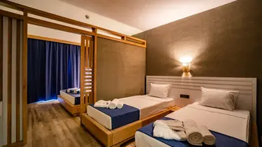L Hotel