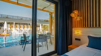 L Hotel