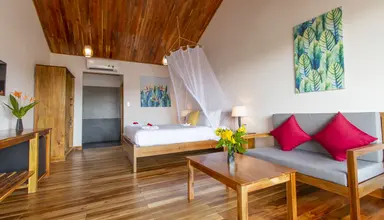 La Casa Resort