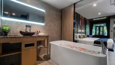 La Flora Resort & Spa