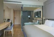 La Green Hotel & Residence