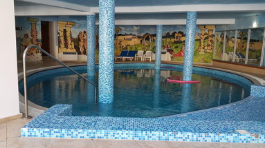 LA Hotel & Resort