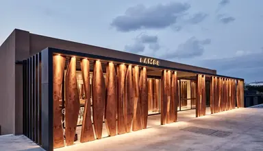 La Mer Resort