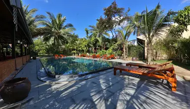 La Paloma Resort