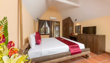 La Paloma Resort