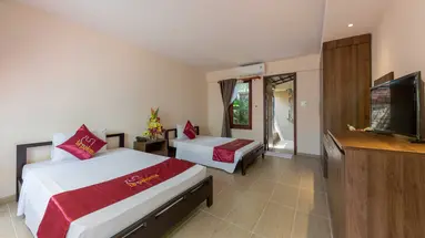 La Paloma Resort