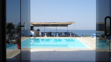 La Perla (Saranda)