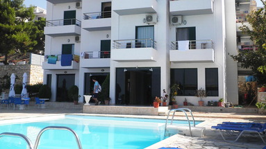 La Perla (Saranda)