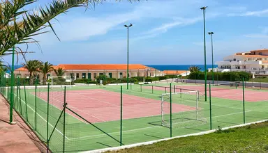 La Plage Noire Resort