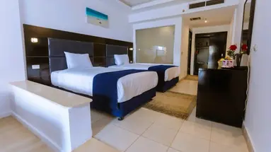 La Rosa Waves Resort