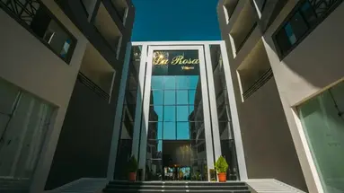 La Rosa Waves Resort
