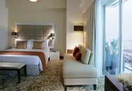 La Suite Dubai Hotel & Apartments