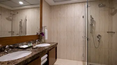 La Suite Dubai Hotel & Apartments