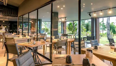 La Vela Khao Lak
