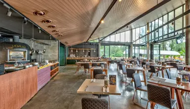La Vela Khao Lak