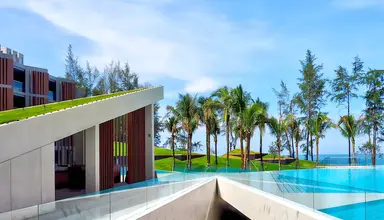 La Vela Khao Lak