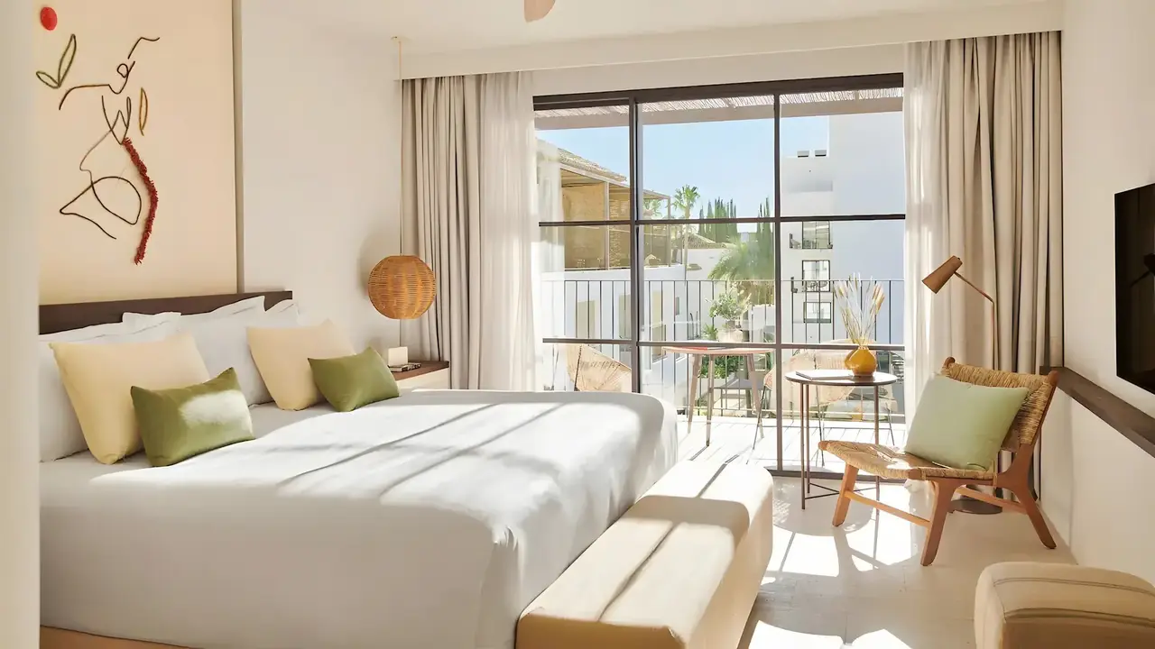 La Zambra Resort By Hyatt