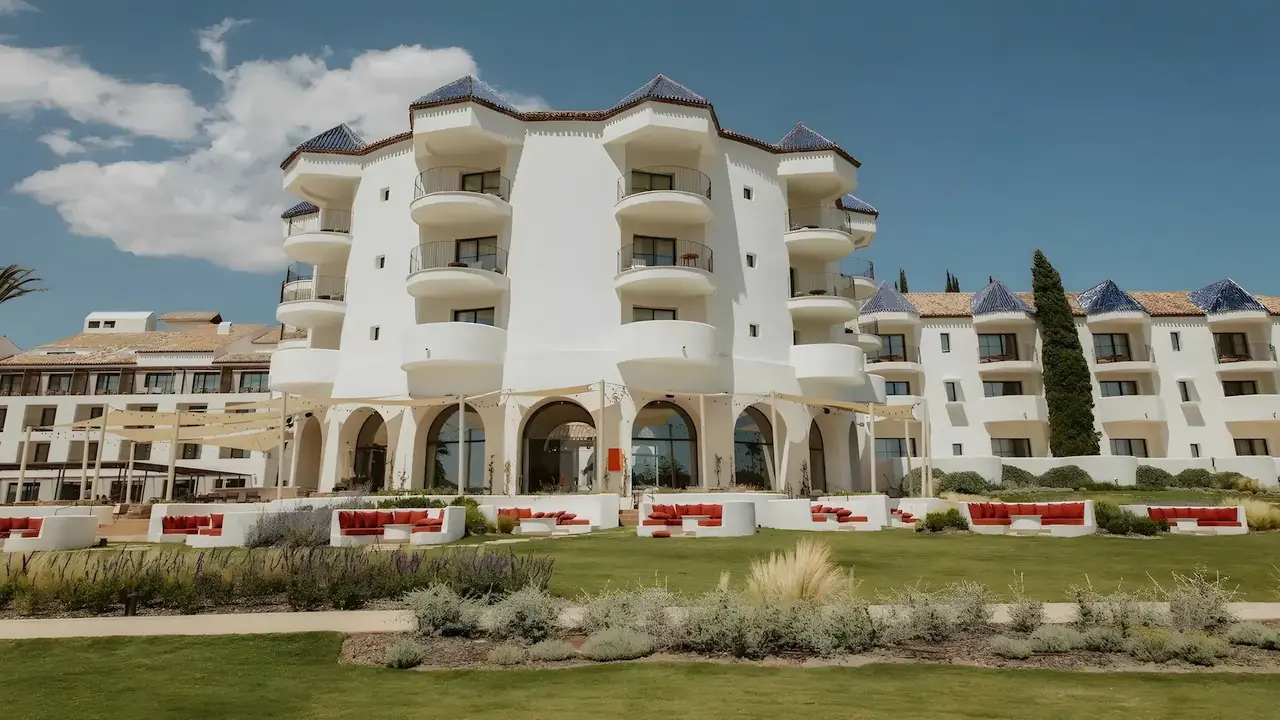 La Zambra Resort By Hyatt