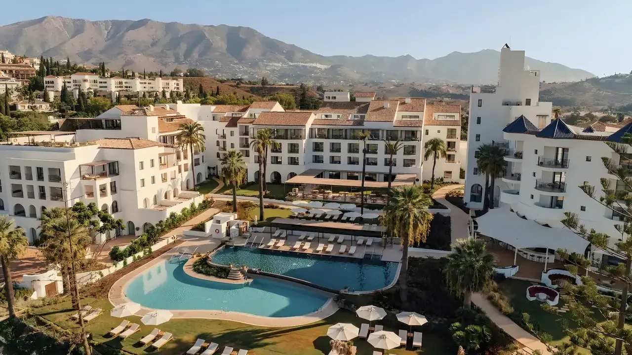 La Zambra Resort By Hyatt