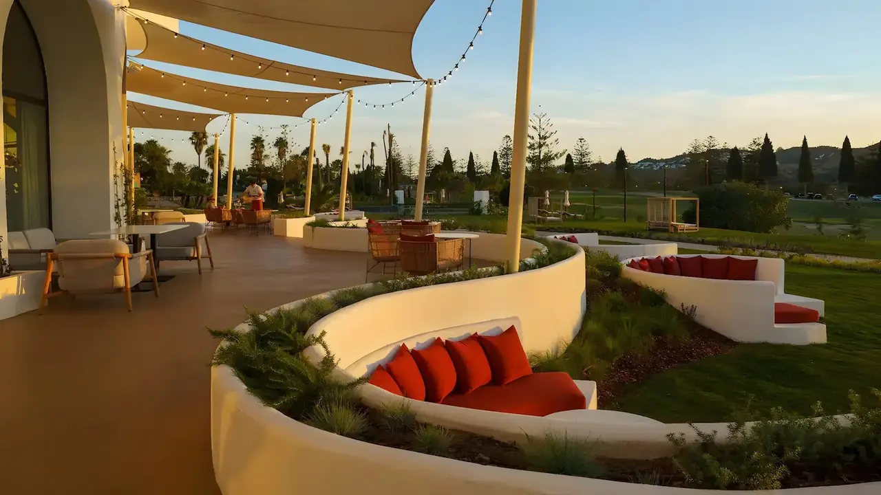 La Zambra Resort By Hyatt