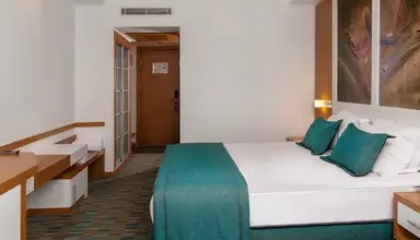 Ladonia Hotels Adakule